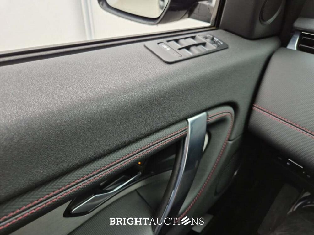 Land Rover Discovery Sport P300e Dynamic Se AWD 309pk 2023, 2EEB519