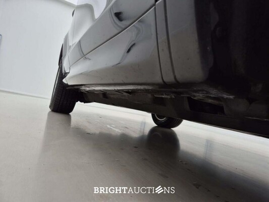 Land Rover Discovery Sport P300e Dynamic Se AWD 309pk 2023, 2EEB519