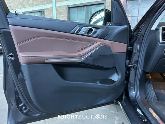 BMW X5 xDrive30d High Executive 265pk 2019, J-714-TF