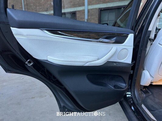 BMW X5 xDrive40e iPerformance High Executive 313pk 2015 F15 (Origineel-NL) Plug-In Hybrid, HR-433-V