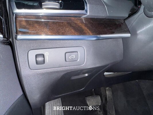 Volvo XC90 2.0 T6 AWD Inscription 320hp 2015, ZR-425-V