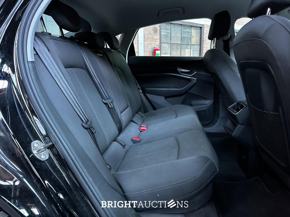 Audi e-tron Sportback 55 quattro edition 95 kWh 408pk 2020 (Origineel-NL+1e eigenaar), K-470-GB