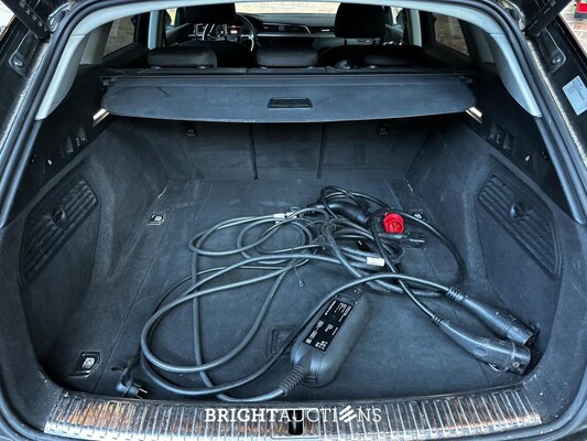 Audi e-tron 50 quattro edition 71 kWh 313pk 2020 (Origineel-NL+1e eigenaar), K-399-HL