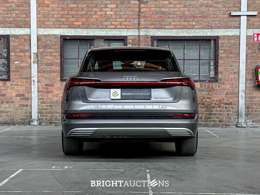 Audi e-tron 55 quattro Advanced edition 95 kWh 408pk 2021 (Origineel-NL+1e eigenaar), N-206-TT