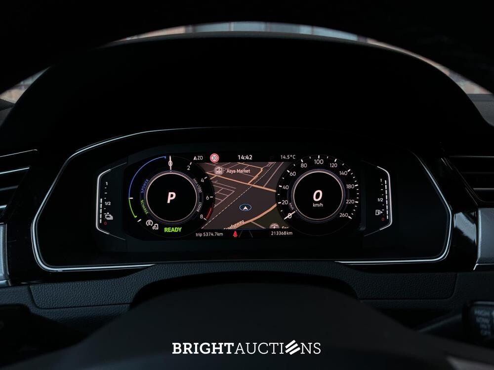 Volkswagen Passat Variant 1.4 TSI PHEV GTE Business 156pk 2021 (Origineel-NL+1e eigenaar), K-814-XG