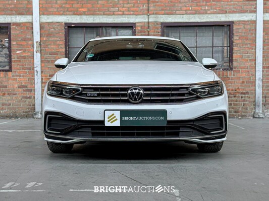 Volkswagen Passat Variant 1.4 TSI PHEV GTE Business 156pk 2021 (Origineel-NL+1e eigenaar), K-814-XG