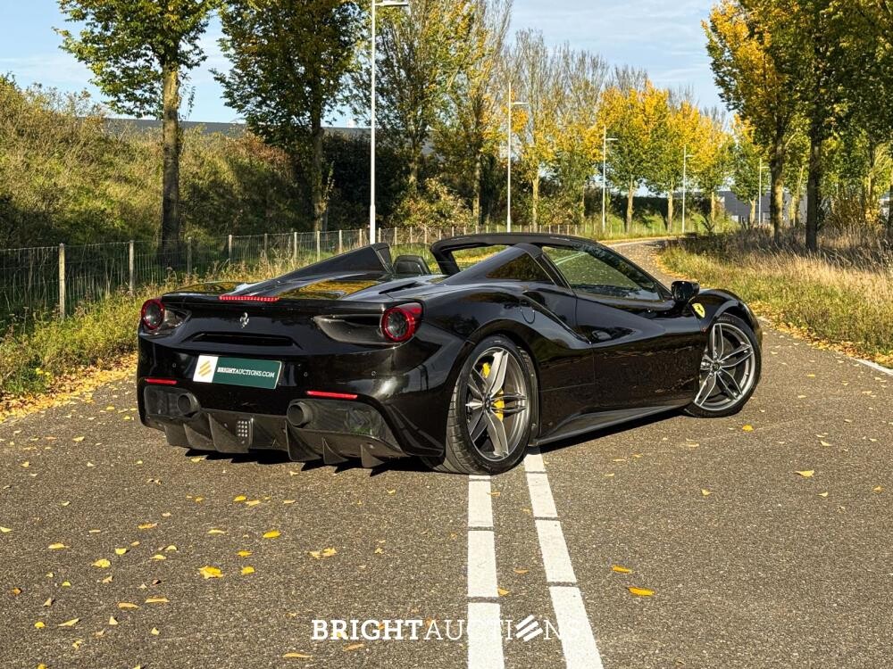 Ferrari 488 Spider HELE 3.9 V8 -Full Carbon- 670pk 2018, GFG-98-P
