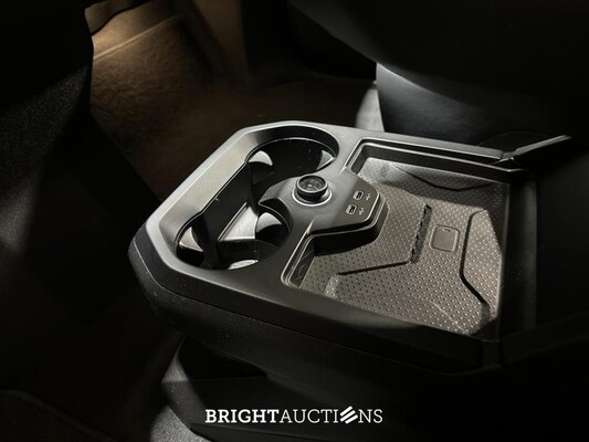 BMW iX xDrive40 Executive 77 kWh 326pk 2023 (Origineel-NL), T-756-HD