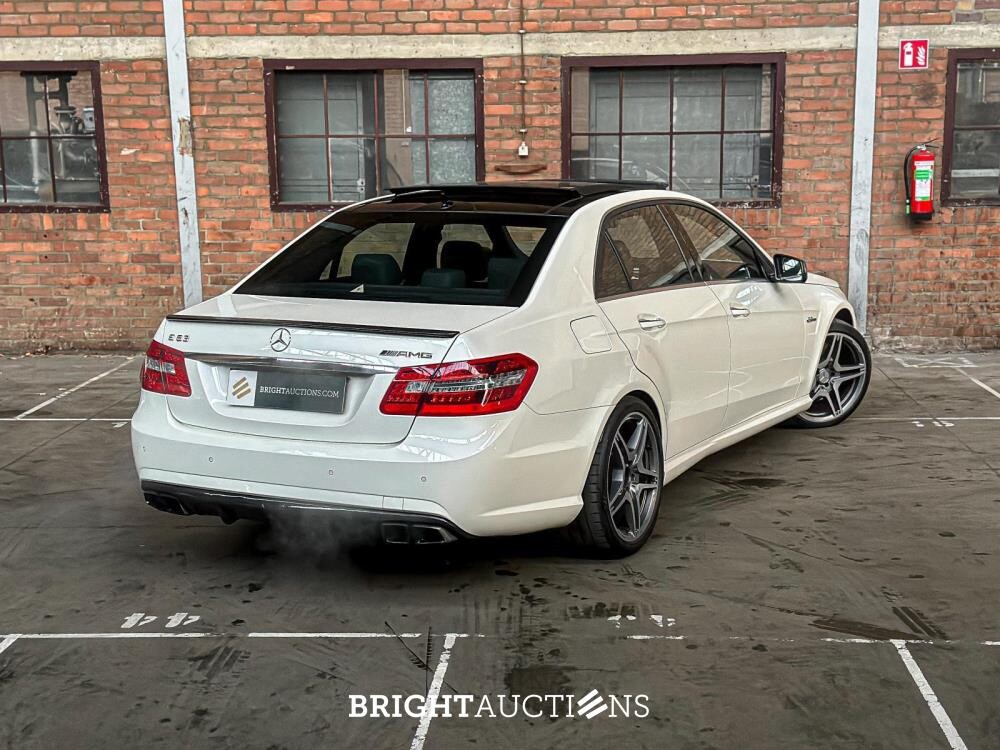 Mercedes-Benz E63 AMG 6.2 V8 -CARBON- 525pk 2010 (Origineel-NL) E-Klasse, 47-LKB-6
