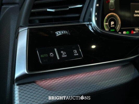 Audi Q8 55 TFSIe Quattro 3.0 V6 S-Line -NIEUW- 394PK 2025 Plug-In Hybrid (Fabrieksgarantie)