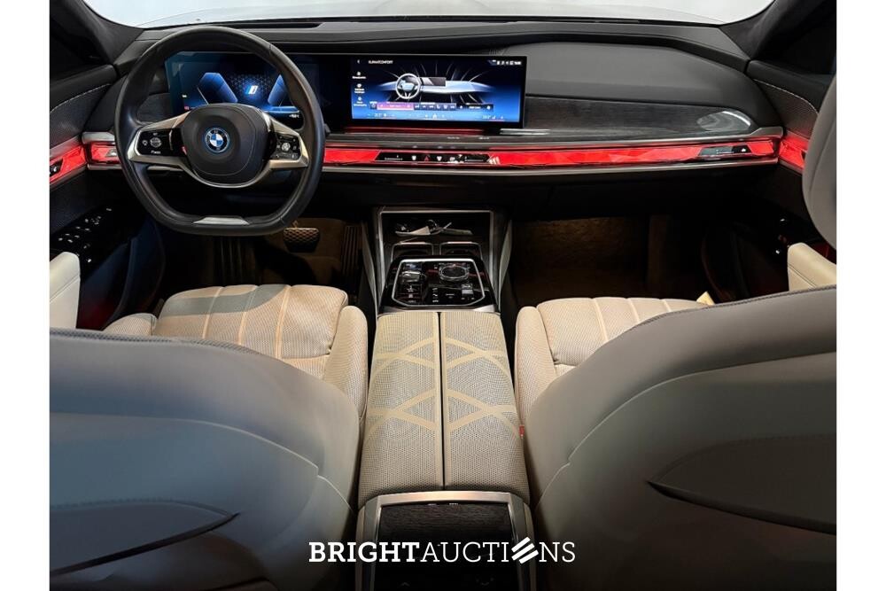 BMW i7 60 xDrive 106 kWh 544pk 2022 (Origineel-NL), R-388-VX