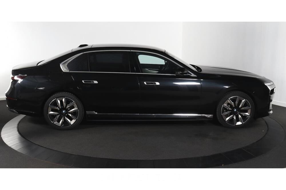 BMW i7 60 xDrive 106 kWh 544pk 2022 (Origineel-NL), R-388-VX