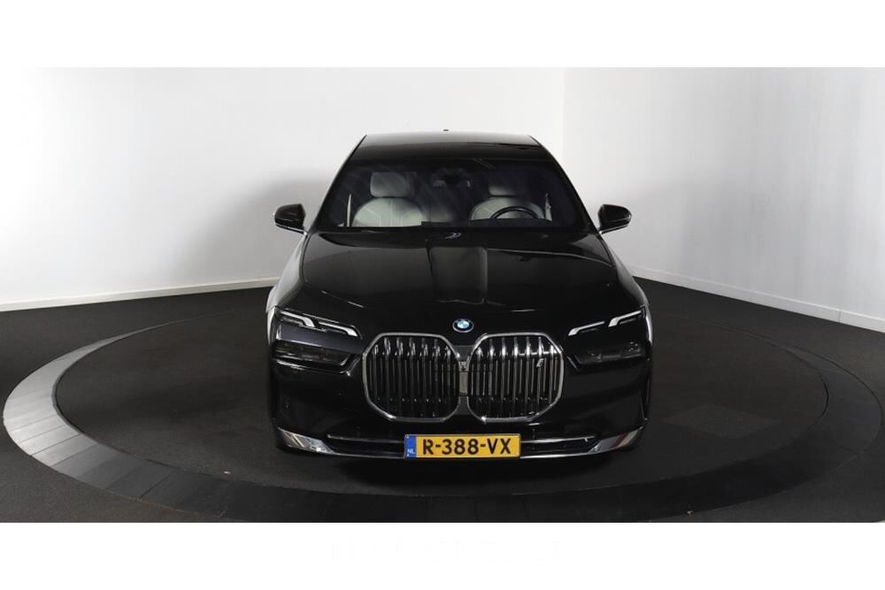 BMW i7 60 xDrive 106 kWh 544pk 2022 (Origineel-NL), R-388-VX