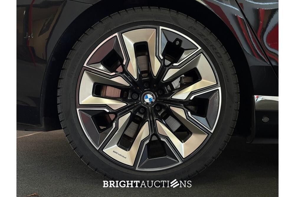 BMW i7 60 xDrive 106 kWh 544pk 2022 (Origineel-NL), R-388-VX