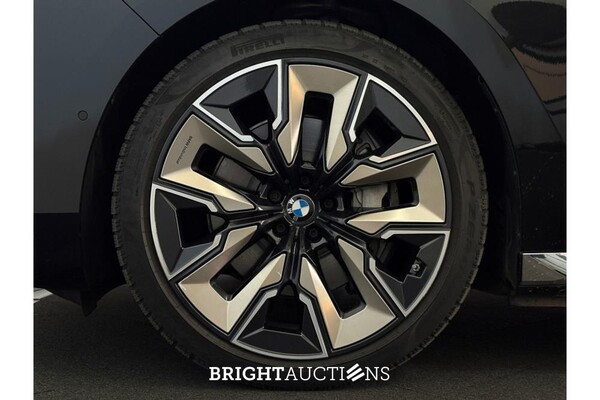 BMW i7 60 xDrive 106 kWh 544pk 2022 (Origineel-NL), R-388-VX
