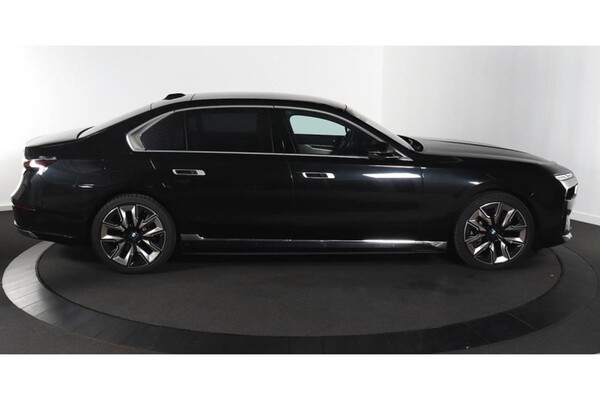 BMW i7 60 xDrive 106 kWh 544pk 2022 (Origineel-NL), R-388-VX