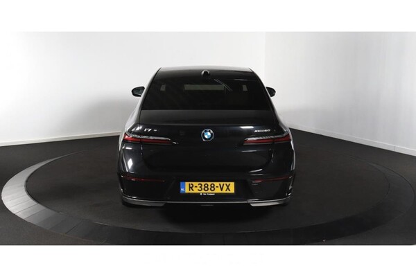 BMW i7 60 xDrive 106 kWh 544hp 2022 (Original-NL), R-388-VX