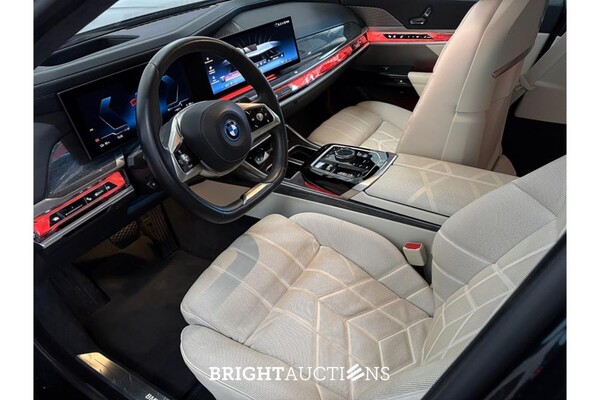 BMW i7 60 xDrive 106 kWh 544hp 2022 (Original-NL), R-388-VX