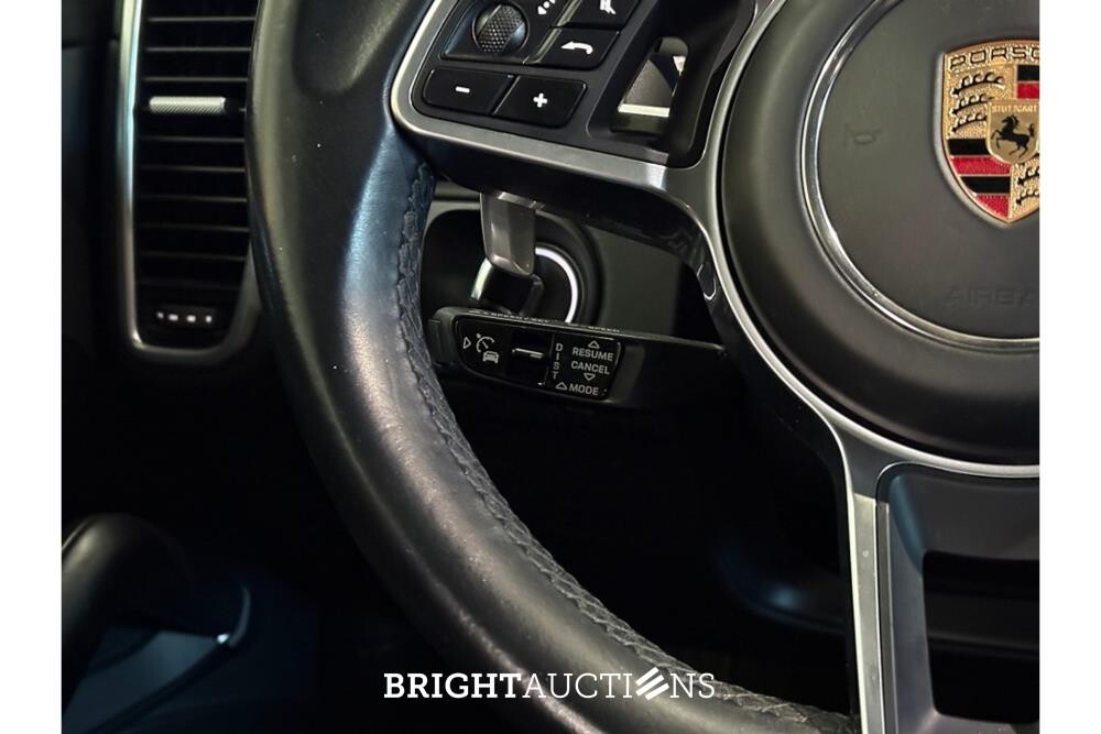 Porsche Cayenne E-Hybrid 3.0 476pk 2020 (Origineel-NL), H-391-FL