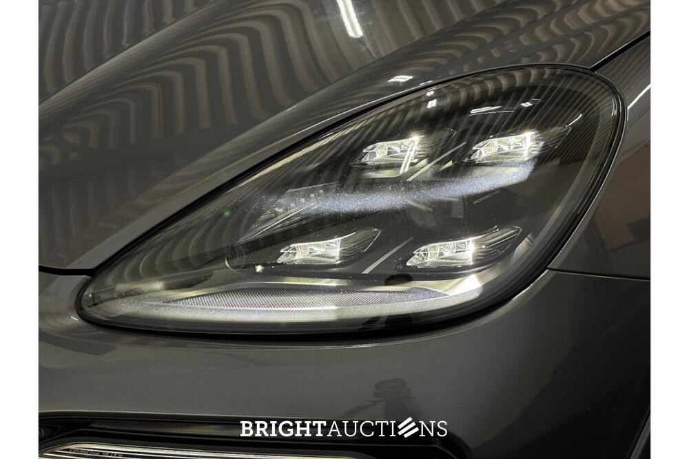 Porsche Cayenne E-Hybrid 3.0 476hp 2020 (Original-NL), H-391-FL