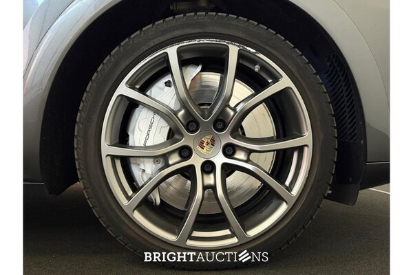 Porsche Cayenne E-Hybrid 3.0 476pk 2020 (Origineel-NL), H-391-FL