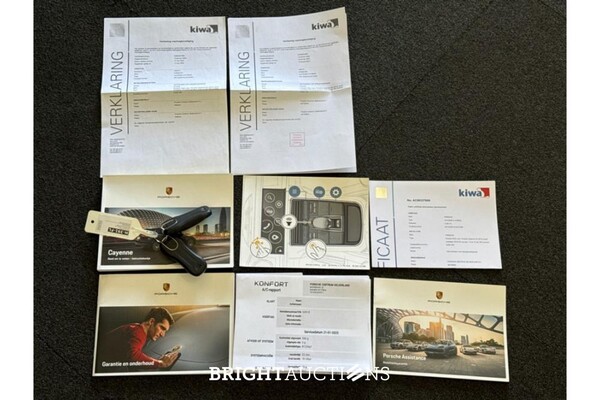 Porsche Cayenne E-Hybrid 3.0 476pk 2020 (Origineel-NL), H-391-FL