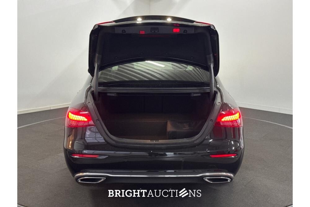 Mercedes-Benz E 300 Business Solution Luxury 333hp 2021 (Original-NL) E-Class, N-367-LV