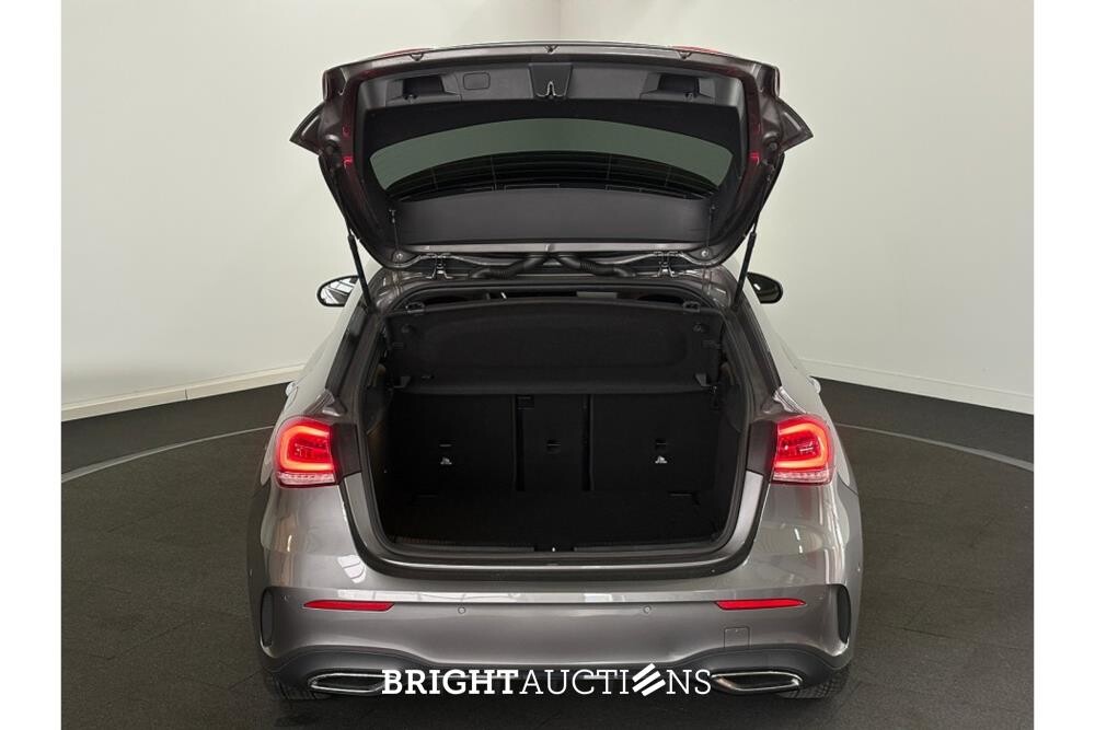 Mercedes-Benz A 180 Business Solution AMG 136hp 2021 (Original-NL) A-Klasse, K-009-XH