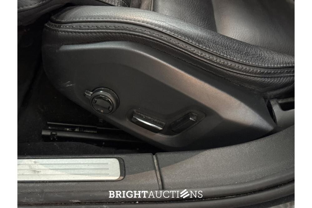 Volvo V60 Cross Country Pro 2.0 AWD 190pk 2020 (Origineel-NL), G-715-ZL