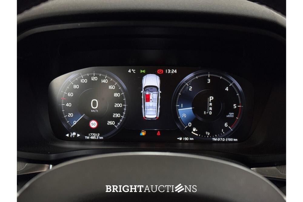 Volvo V60 Cross Country Pro 2.0 AWD 190pk 2020 (Origineel-NL), G-715-ZL