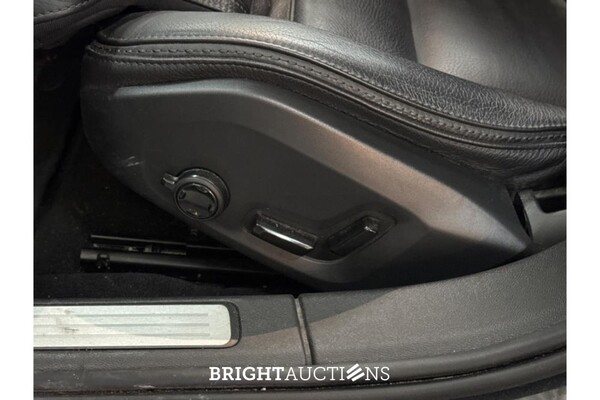 Volvo V60 Cross Country Pro 2.0 AWD 190pk 2020 (Origineel-NL), G-715-ZL