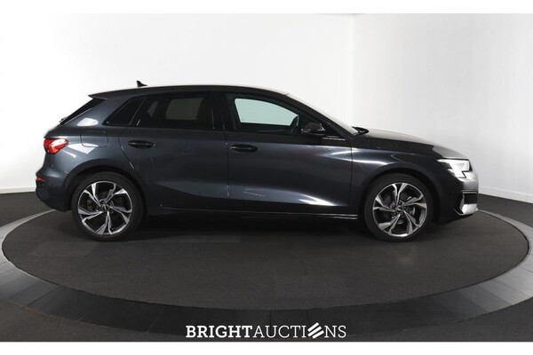 Audi A3 Sportback 30 Advanced edition TFSI 110hp 2022 (Original-NL), P-541-BP