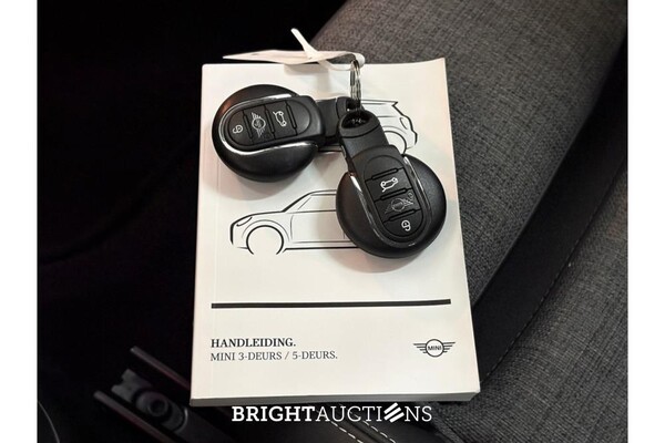 MINI Mini Cooper Camden Edition 1.5 136pk 2023 (Origineel-NL), X-556-FZ