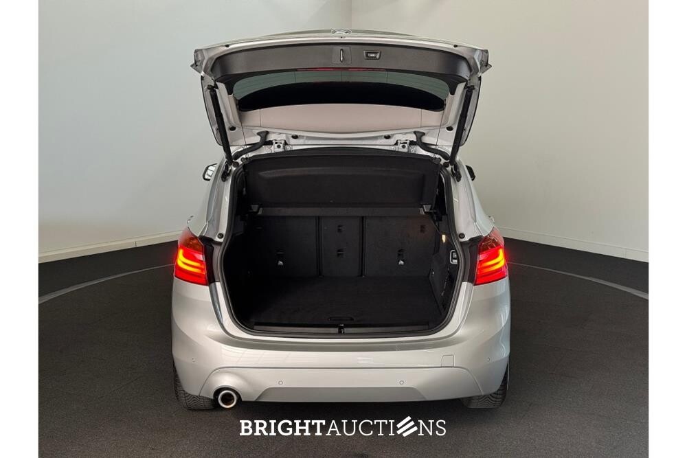 BMW 2 Serie 218 i Executive Edition 140pk 2019 (Origineel-NL), XV-140-J