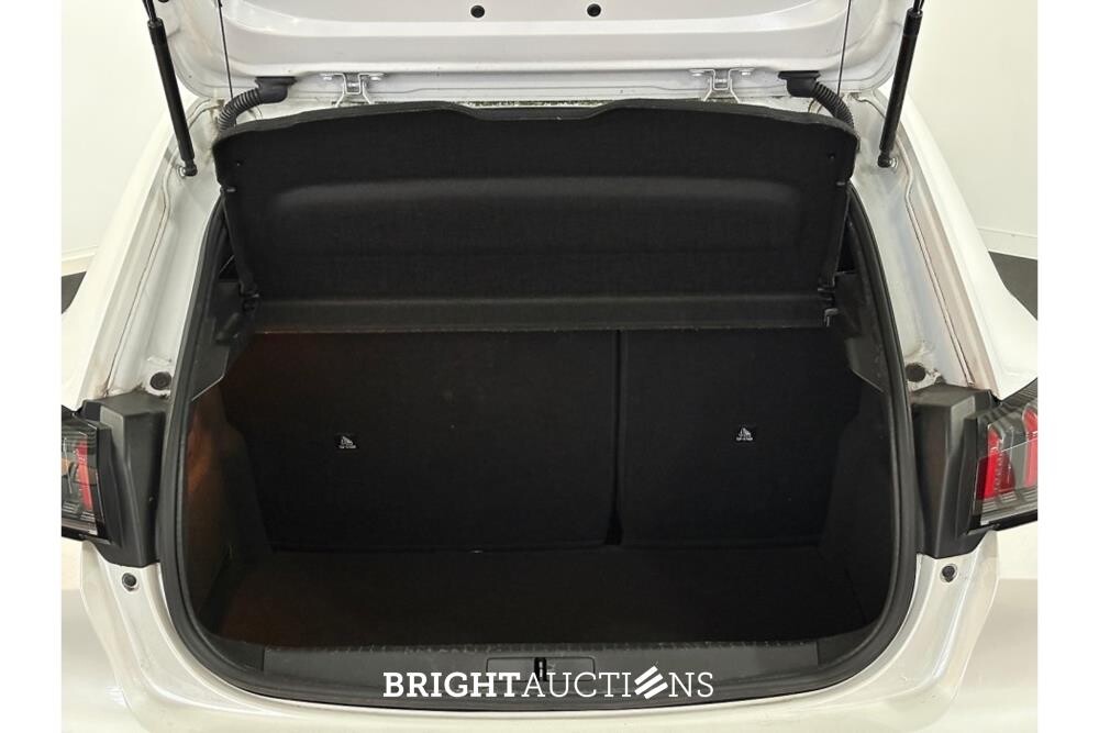 Peugeot 208 Allure Pack 1.2 PureTech 100pk 2020 (Origineel-NL), K-783-LK