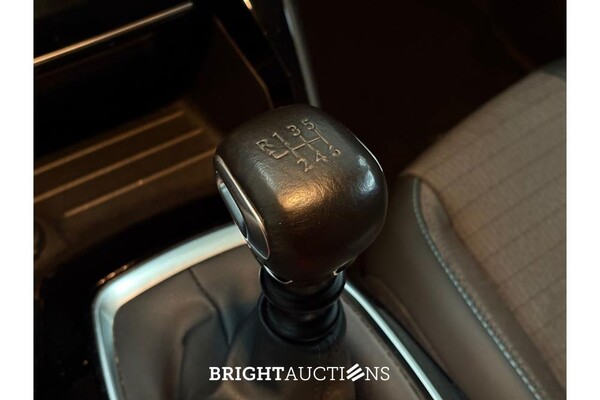 Peugeot 208 Allure Pack 1.2 PureTech 100pk 2020 (Origineel-NL), K-783-LK