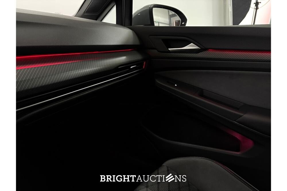 Volkswagen Golf eTSI R-Line Business 1.5 130pk 2023, T-788-LG