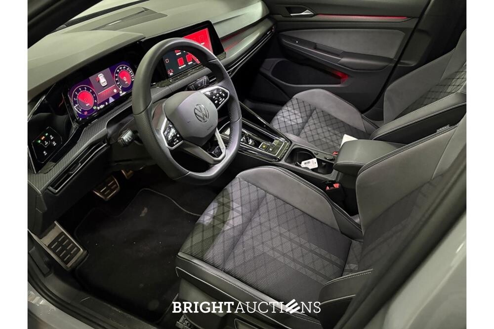 Volkswagen Golf eTSI R-Line Business 1.5 130pk 2023, T-788-LG