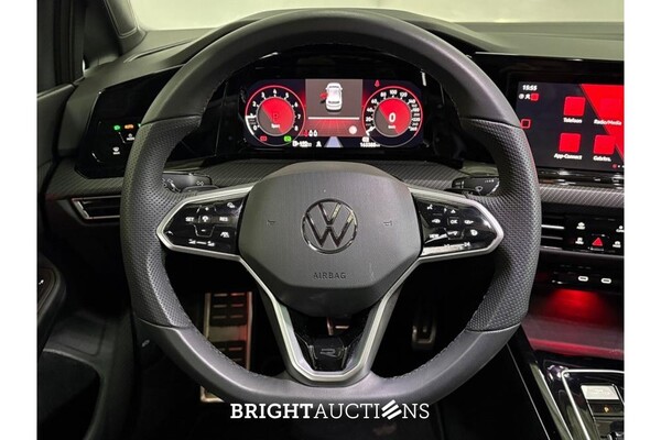 Volkswagen Golf eTSI R-Line Business 1.5 130pk 2023, T-788-LG