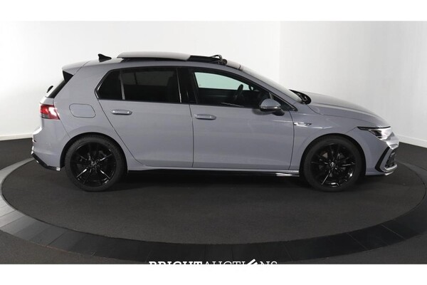 Volkswagen Golf eTSI R-Line Business 1.5 130pk 2023, T-788-LG