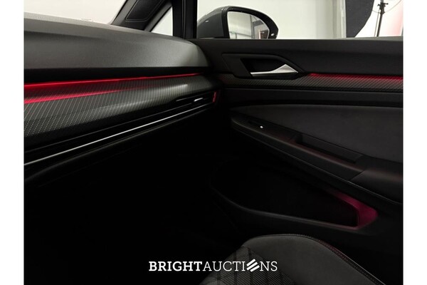 Volkswagen Golf eTSI R-Line Business 1.5 130pk 2023, T-788-LG