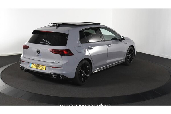 Volkswagen Golf eTSI R-Line Business 1.5 130pk 2023, T-788-LG
