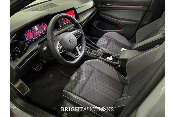 Volkswagen Golf eTSI R-Line Business 1.5 130pk 2023, T-788-LG