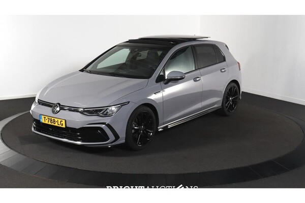 Volkswagen Golf eTSI R-Line Business 1.5 130hp 2023, T-788-LG