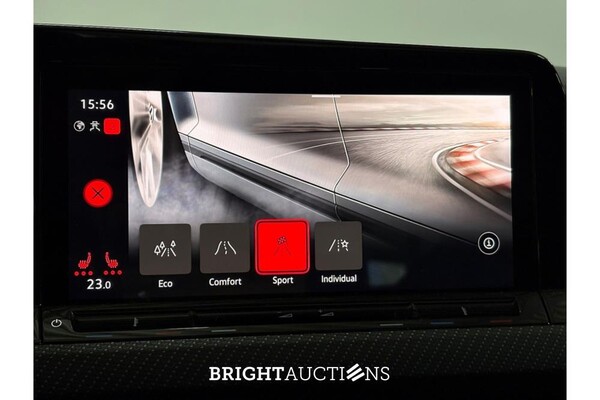 Volkswagen Golf eTSI R-Line Business 1.5 130hp 2023, T-788-LG