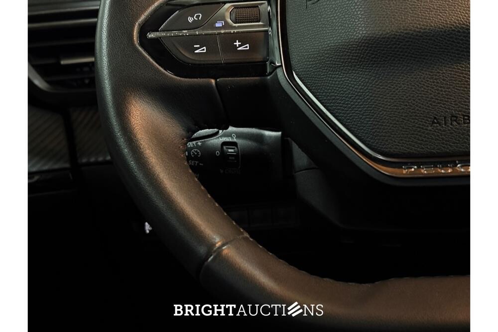 Peugeot 2008 Active 1.2 PureTech 100pk 2022 (Origineel-NL), R-566-RD