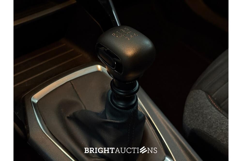 Peugeot 2008 Active 1.2 PureTech 100pk 2022 (Origineel-NL), R-566-RD