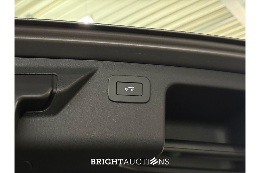 Land Rover Discovery Sport P300e R-Dynamic HSE 1.5 309pk 2023 (Origineel-NL), T-032-SX