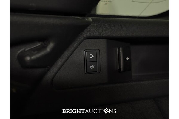 Land Rover Discovery Sport P300e R-Dynamic HSE 1.5 309pk 2023 (Origineel-NL), T-032-SX