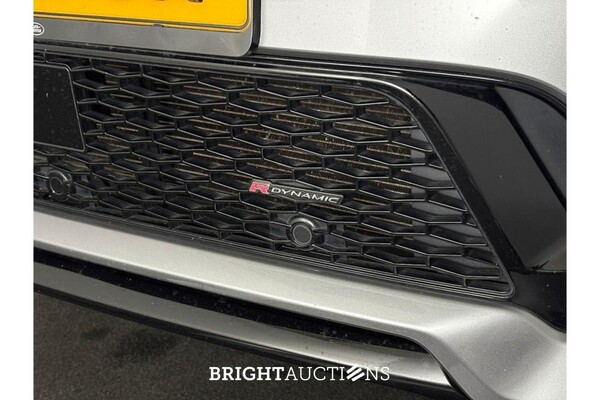 Land Rover Discovery Sport P300e R-Dynamic HSE 1.5 309pk 2023 (Origineel-NL), T-032-SX